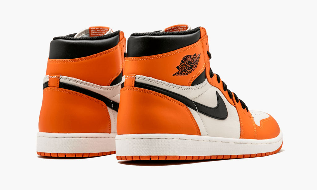 Reverse Shattered Backboard - Air Jordan 1 Retro High OG - product image from the listing.