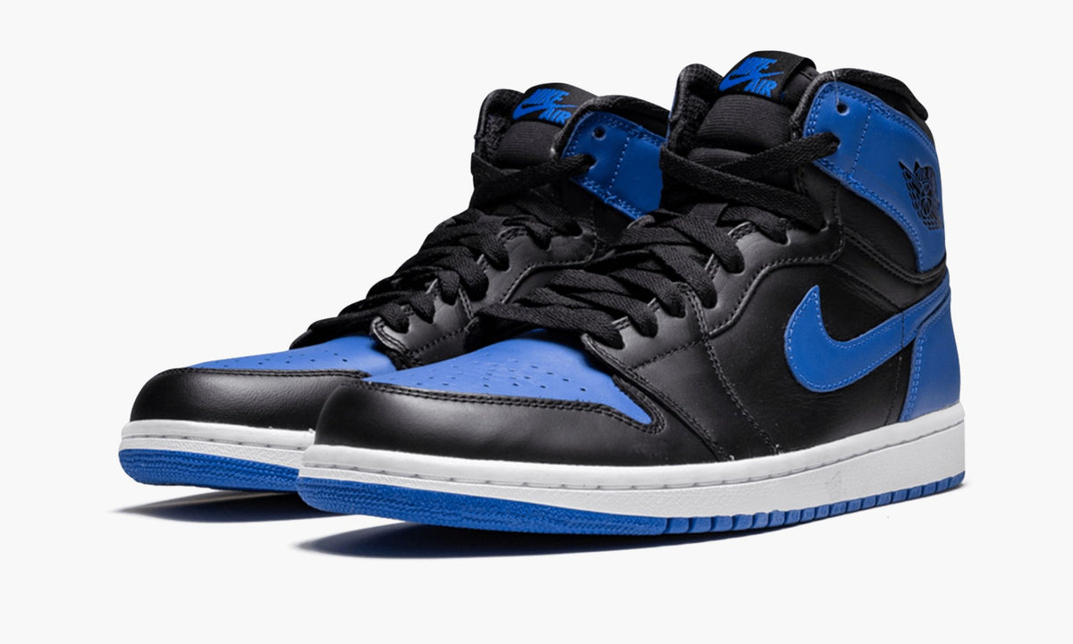 Air Jordan 1 Retro High OG in Royal - product image from the listing.