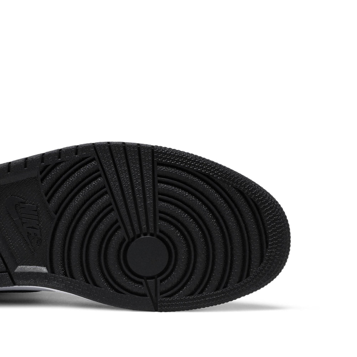 Air Jordan 1 Retro High OG in Smoke Grey 555088-126 - product image from the listing.