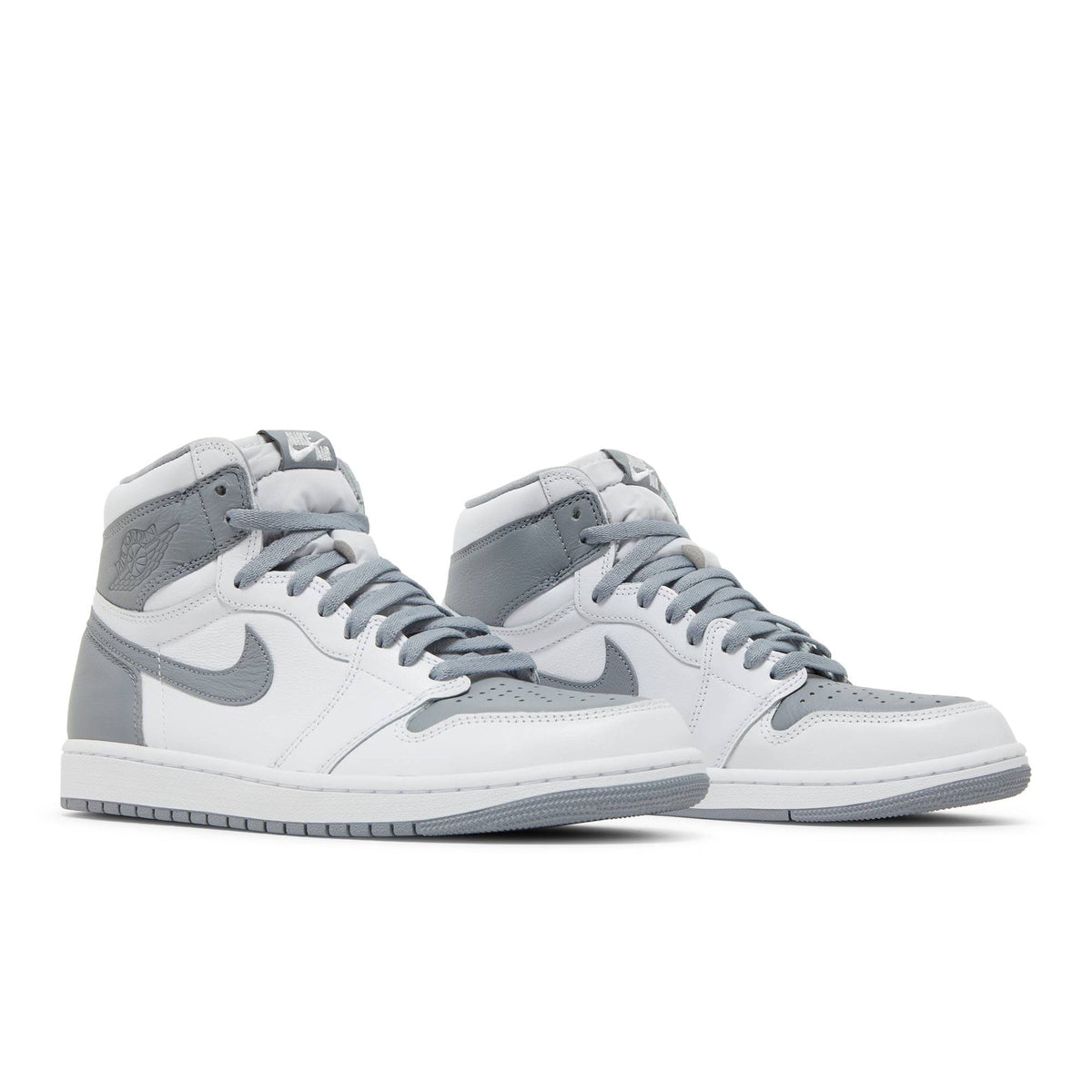 Stealth - Air Jordan 1 Retro High OG 555088-037 - product image from the listing.