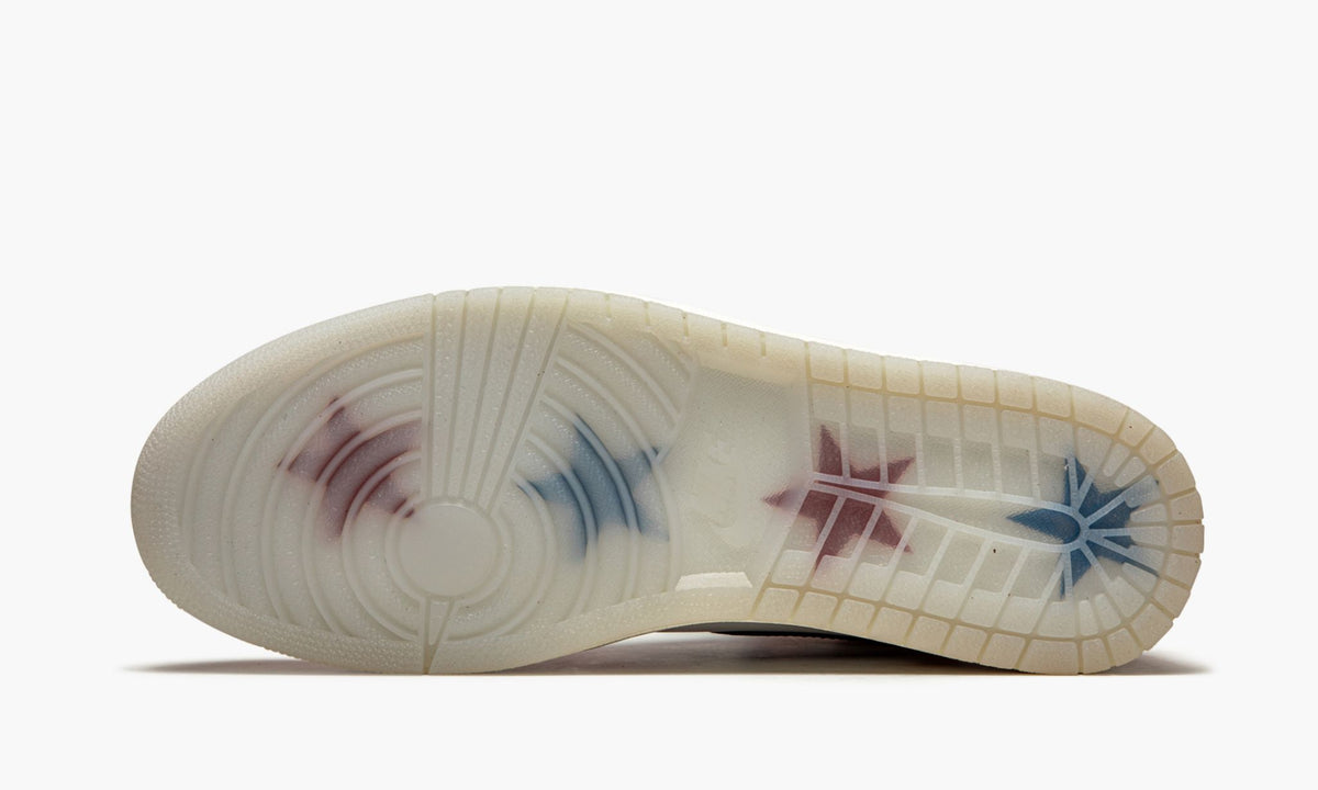 With Blue Laces - Air Jordan 1 Retro High OG Trophy Room - product image from the listing.