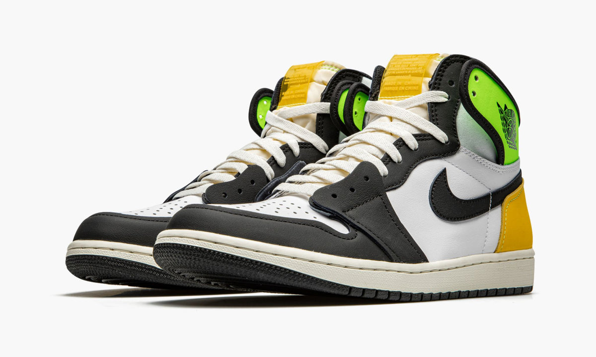 Air Jordan 1 Retro High OG in Volt Gold - product image from the listing.