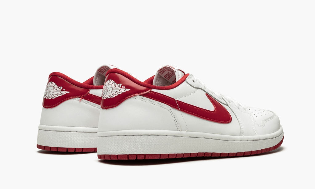 "White / Varsity Red" Air Jordan 1 Retro Low OG - product image from the listing.