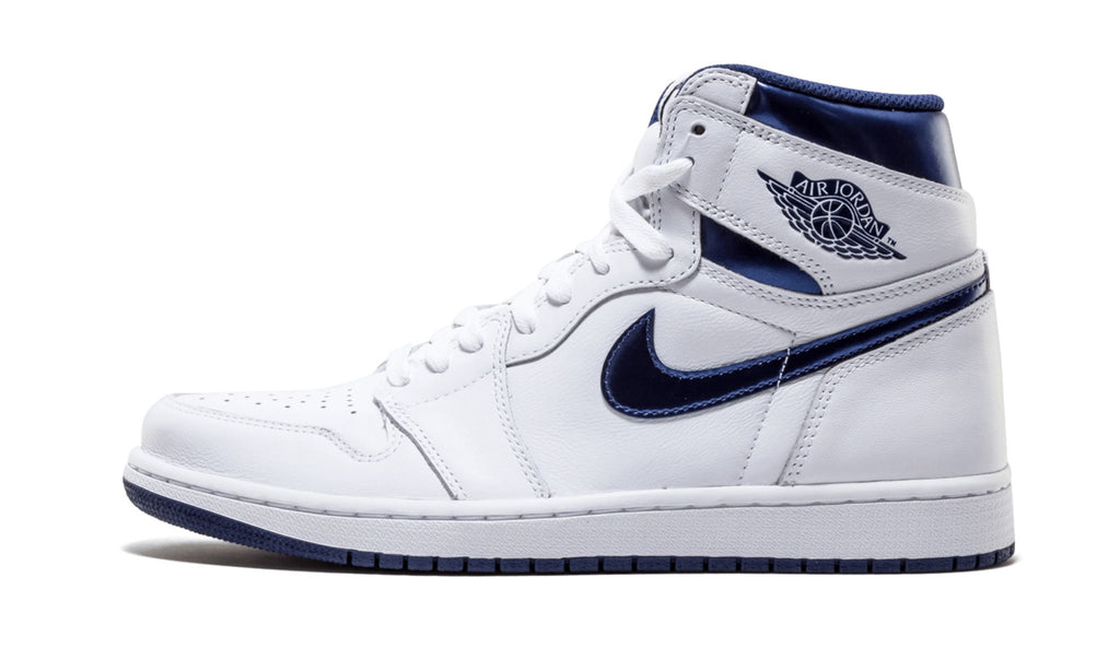 Air Jordan 1 Retro in Metallic Navy - product image from the listing.
