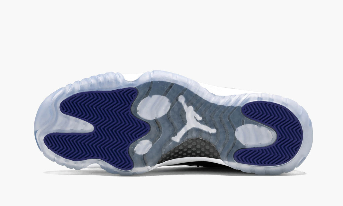 "Concord - 2018 Release" Air Jordan 11 Retro - product image from the listing.