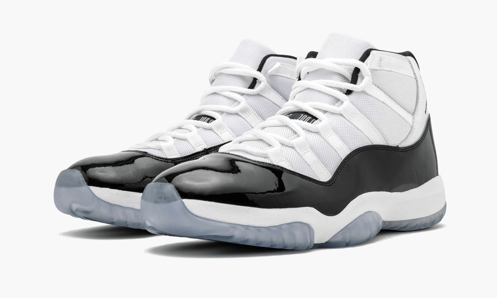 "Concord - 2018 Release" Air Jordan 11 Retro - product image from the listing.