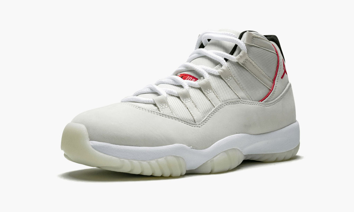 "Platinum Tint" Air Jordan 11 Retro - product image from the listing.