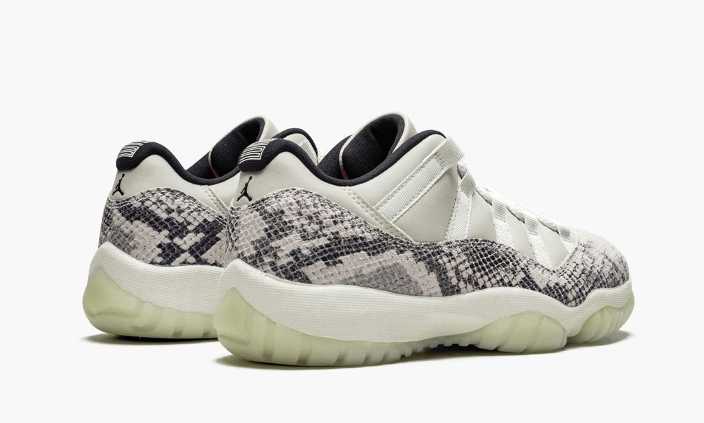 "Snakeskin Light Bone" Air Jordan 11 Retro Low - product image from the listing.