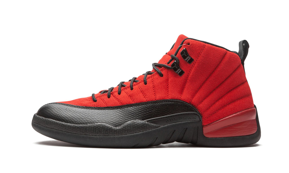 "Reverse Flu Game" Air Jordan 12 Retro - product image from the listing.