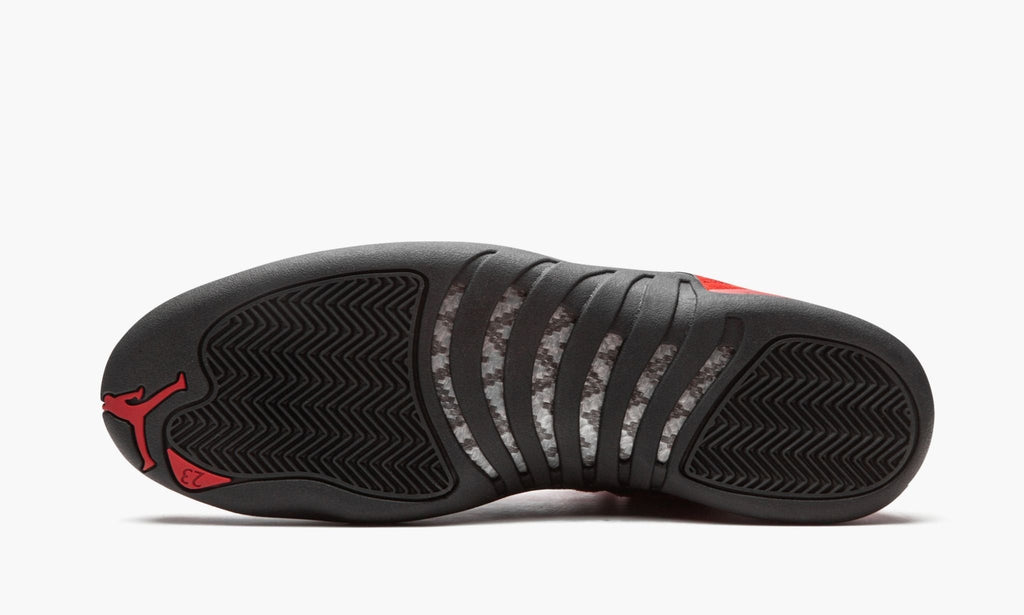 "Reverse Flu Game" Air Jordan 12 Retro - product image from the listing.