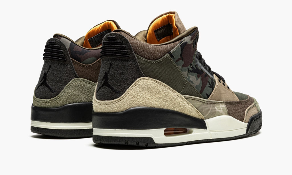 "Patchwork Camo" Air Jordan 3 - product image from the listing.