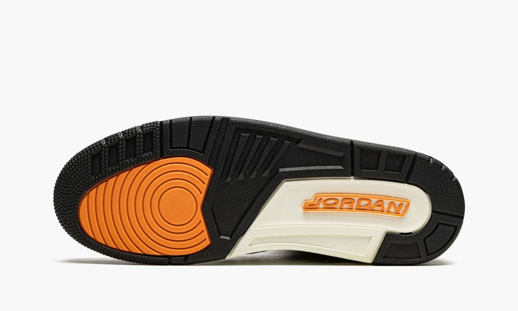 "Patchwork Camo" Air Jordan 3 - product image from the listing.