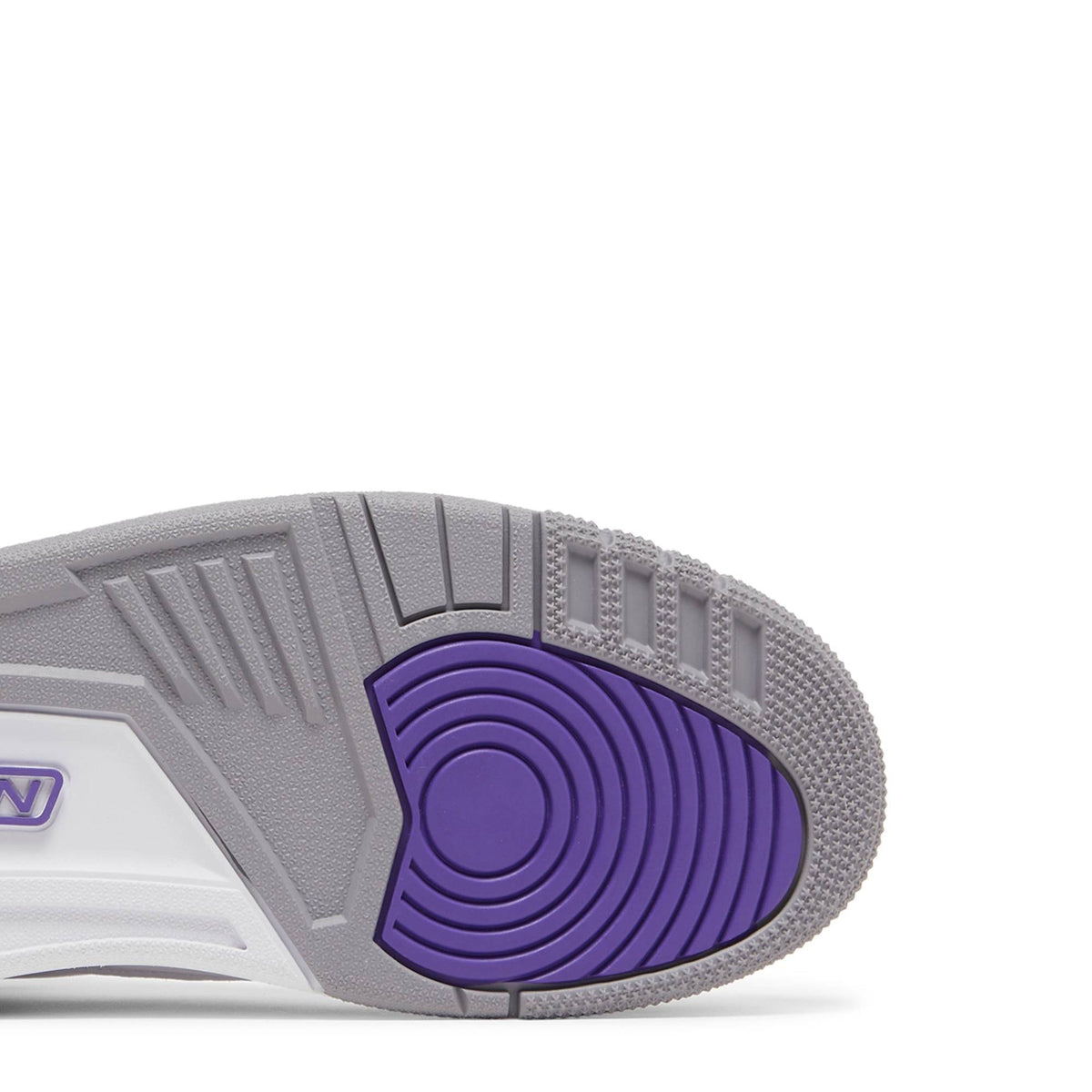 "Dark Iris" Air Jordan 3 Retro CT8532-105 - product image from the listing.