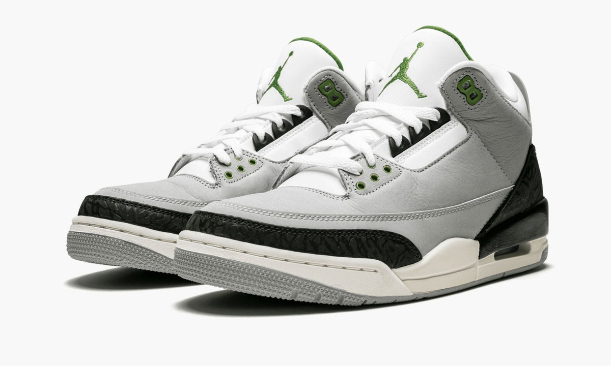 "Chlorophyll" Air Jordan 3 Retro - product image from the listing.