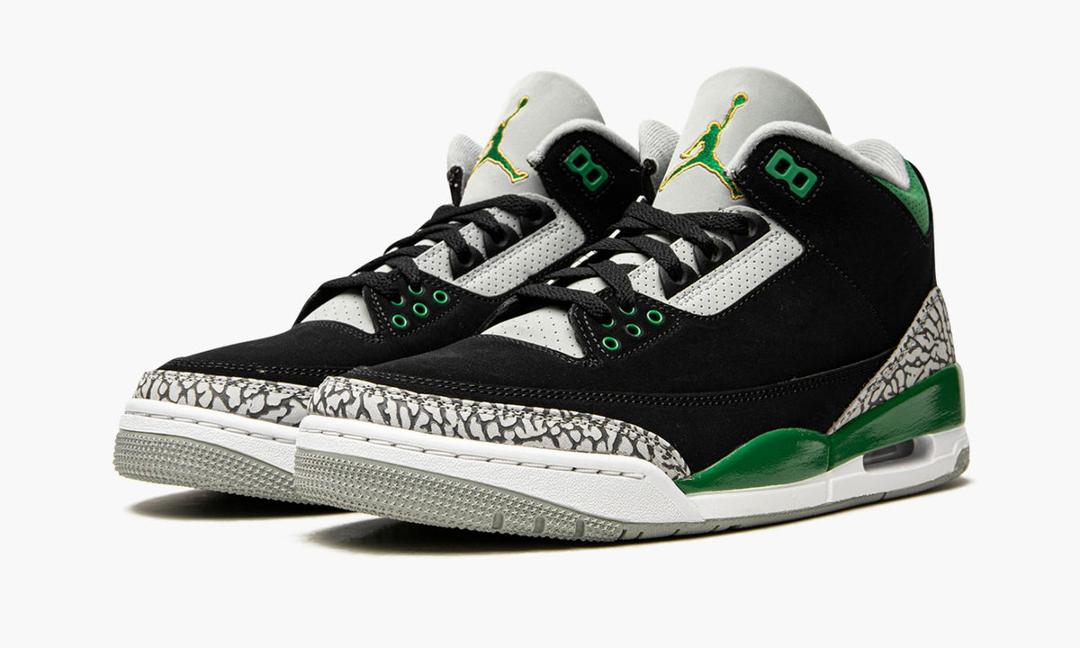 "Pine Green" Air Jordan 3 Retro - product image from the listing.