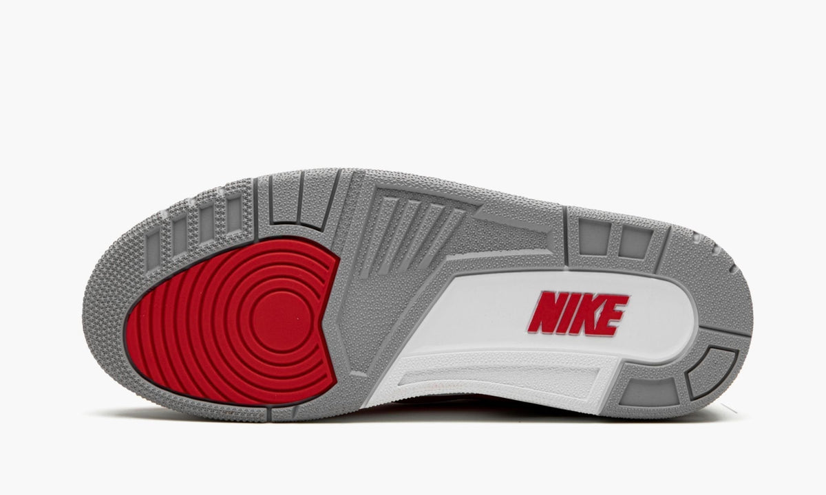 "Red Cement/Unite" Air Jordan 3 Retro - product image from the listing.