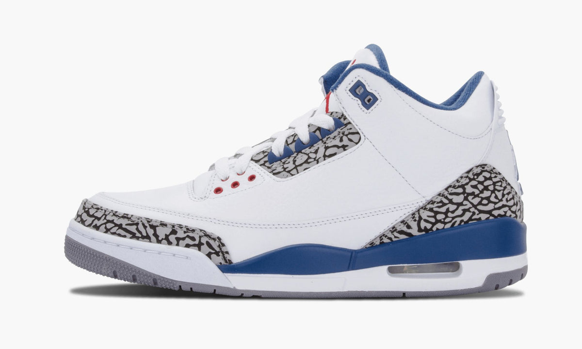 "True Blue" Air Jordan 3 Retro - product image from the listing.