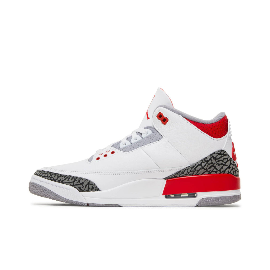 Fire Red 2022 - Air Jordan 3 Retro DN3707-160 - product image from the listing.
