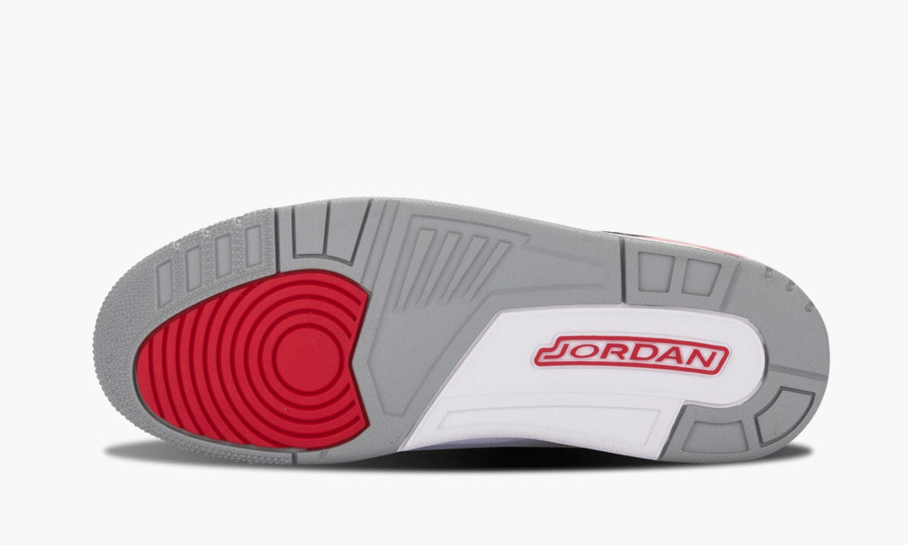 Air Jordan 3 Retro Fire in Red - product image from the listing.