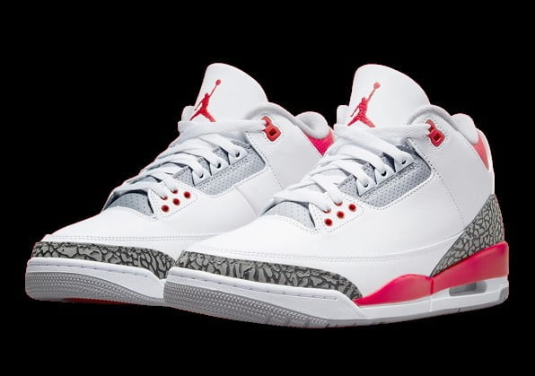 Fire Red (2022) - Air Jordan 3 Retro - product image from the listing.