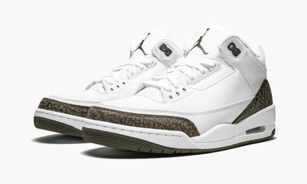 Air Jordan 3 Retro in Mocha - product image from the listing.