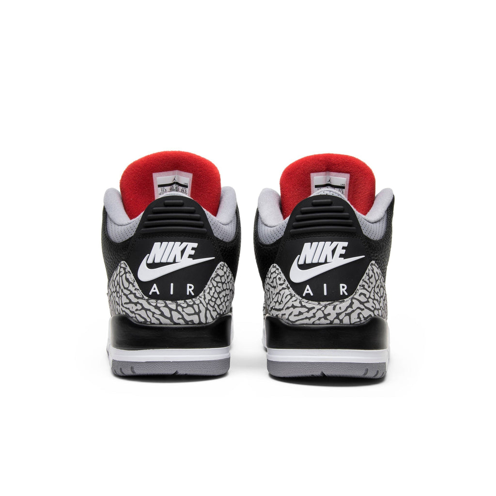 "Black Cement" Air Jordan 3 Retro OG 2018 854262-001 - product image from the listing.