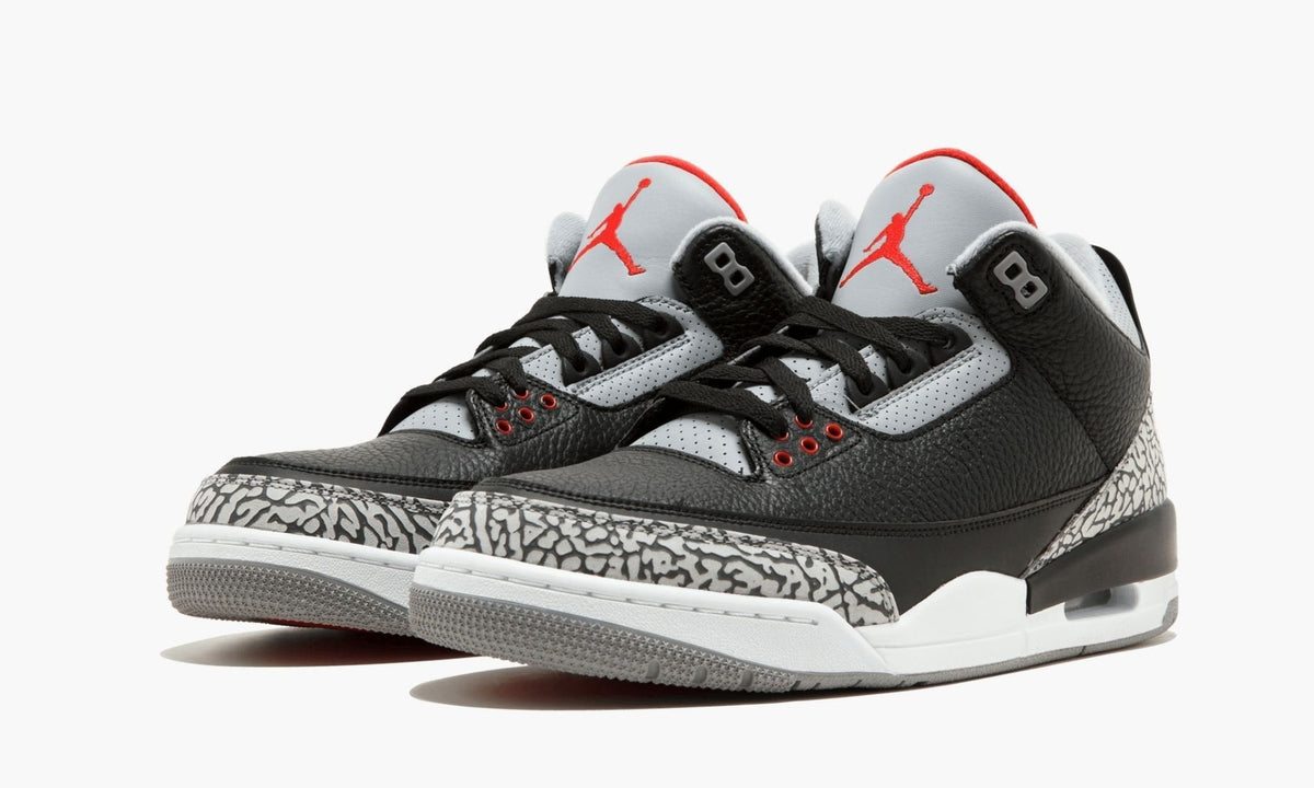 "Black/Cement" Air Jordan 3 Retro OG - product image from the listing.