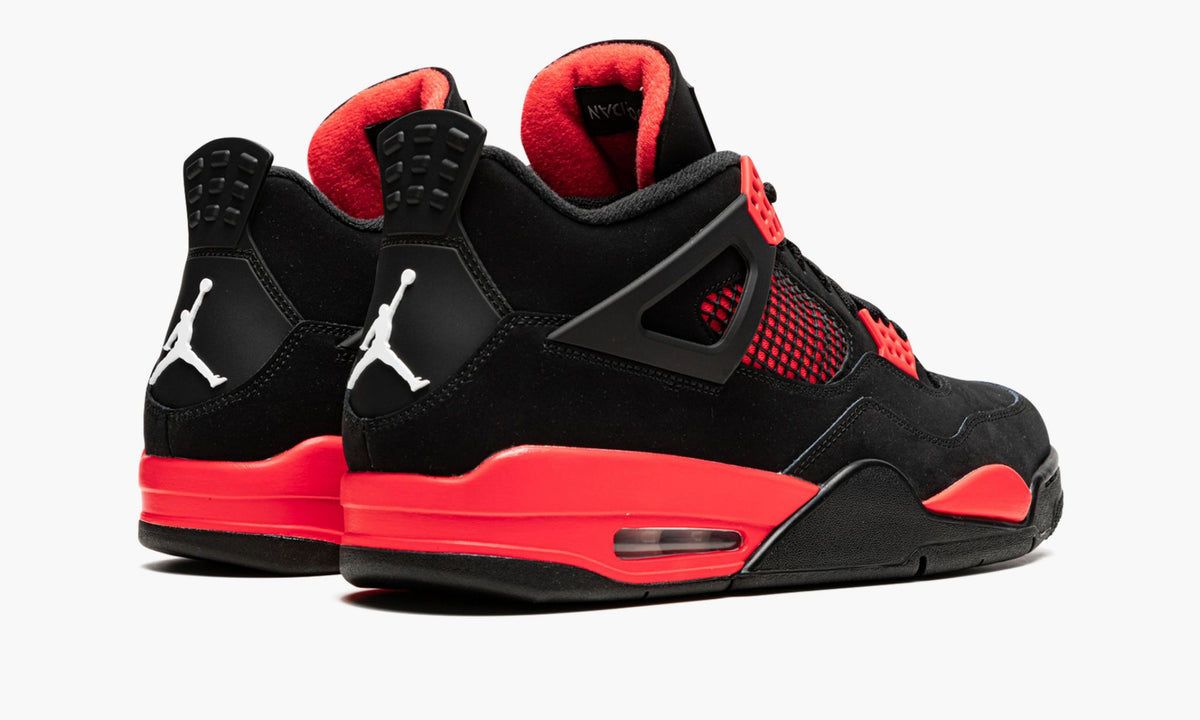"Red Thunder" Air Jordan 4 Retro - product image from the listing.