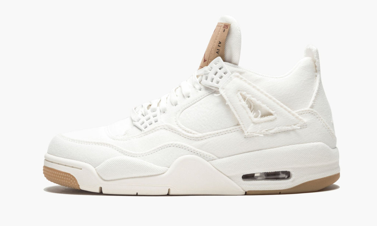 Air Jordan 4 Retro Levis NRG in White Denim - product image from the listing.