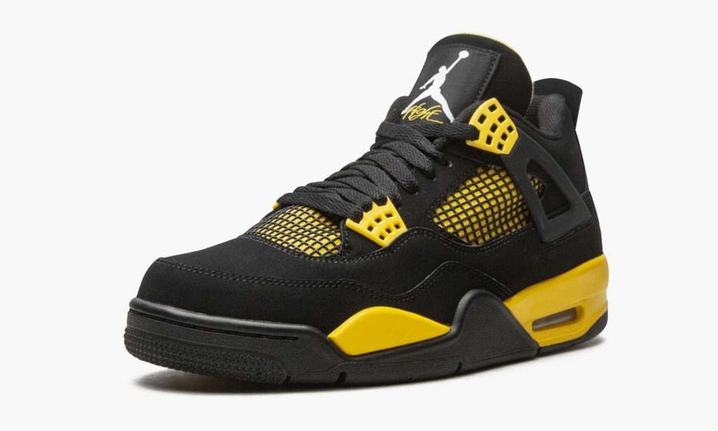 Thunder - Air Jordan 4 Retro - product image from the listing.