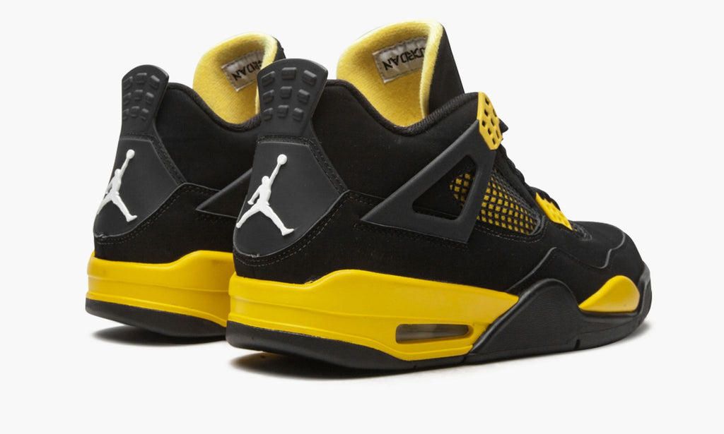 Thunder - Air Jordan 4 Retro - product image from the listing.