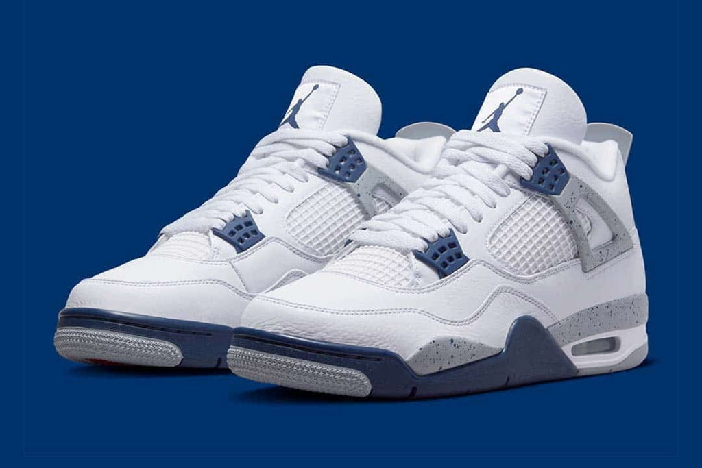 Air Jordan 4 Retro in White Midnight Navy - product image from the listing.