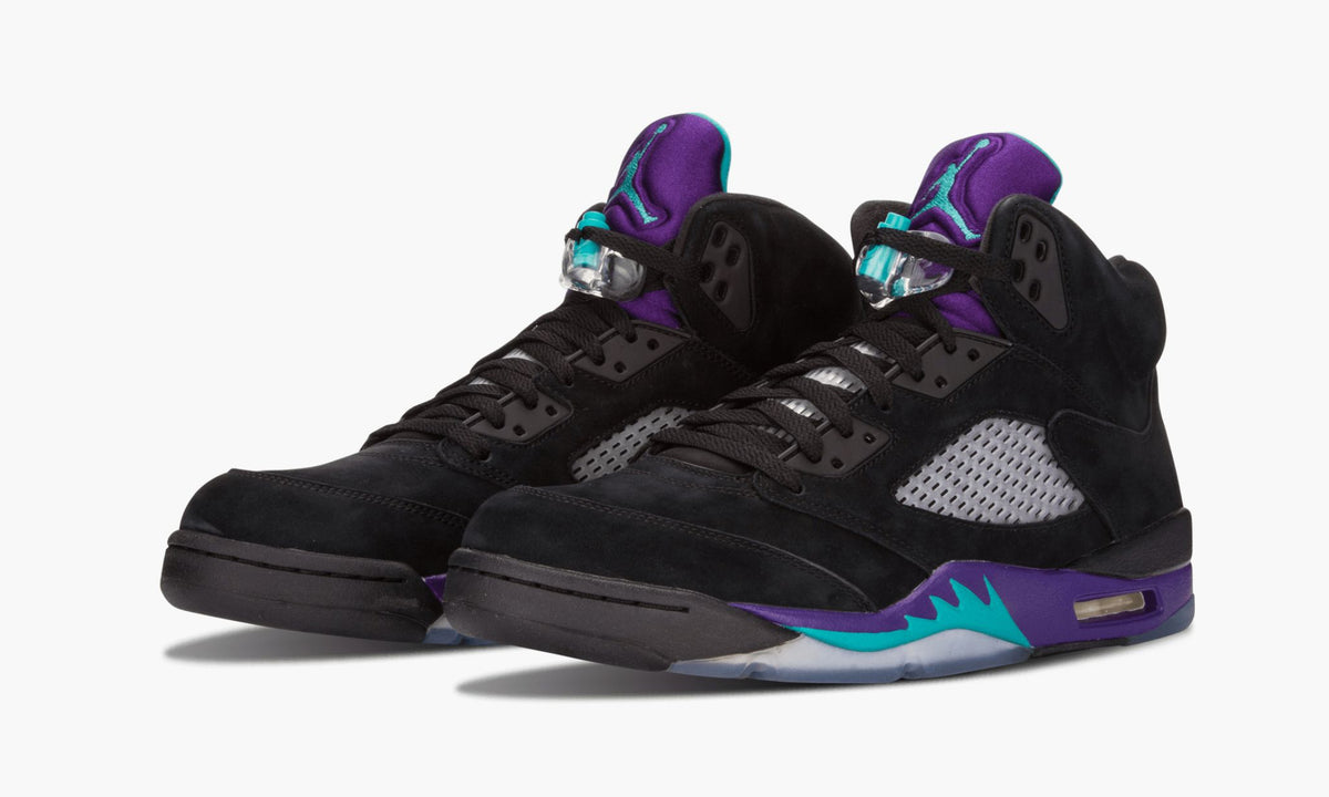 Black Grape - Air Jordan 5 Retro - product image from the listing.