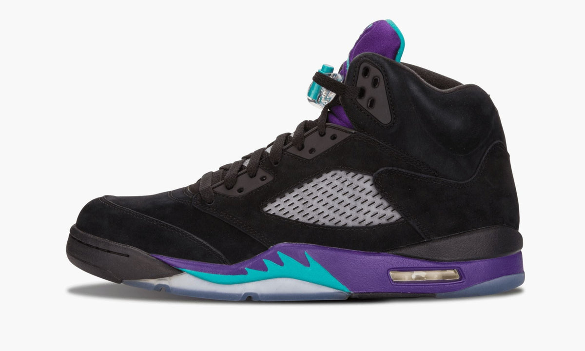 Black Grape - Air Jordan 5 Retro - product image from the listing.