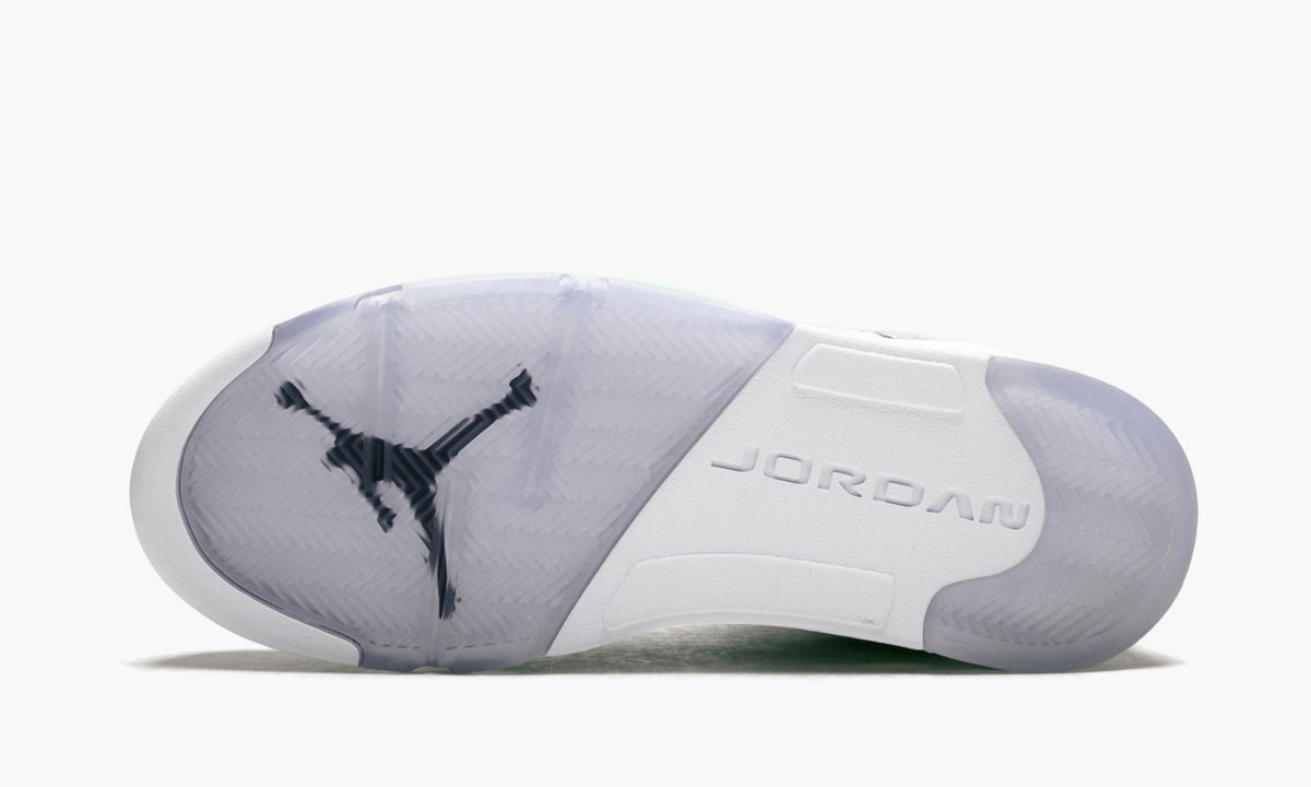 Wings - Air Jordan 5 Retro - product image from the listing.