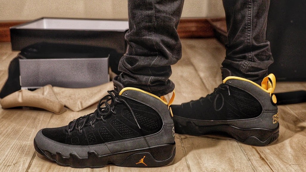 Air Jordan 9 Retro in Dark Charcoal - product image from the listing.