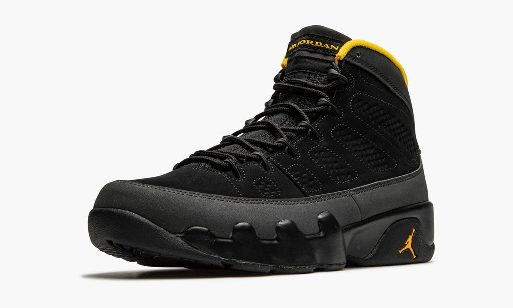 Air Jordan 9 Retro in University Gold - product image from the listing.