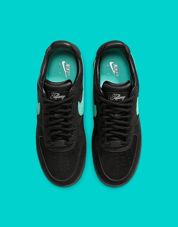 Tiffany and Co. - Air Jordan Force 1 Low SP - product image from the listing.
