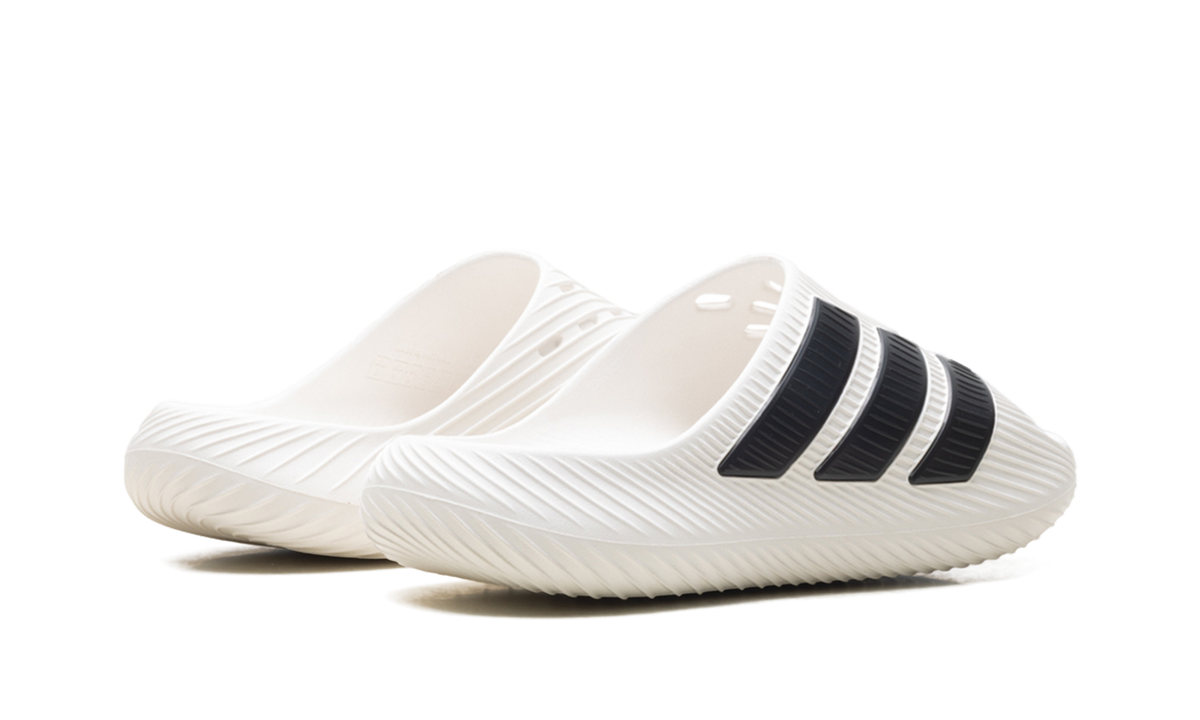 "White Black" Purechill Slide KI0054 - product image from the listing.