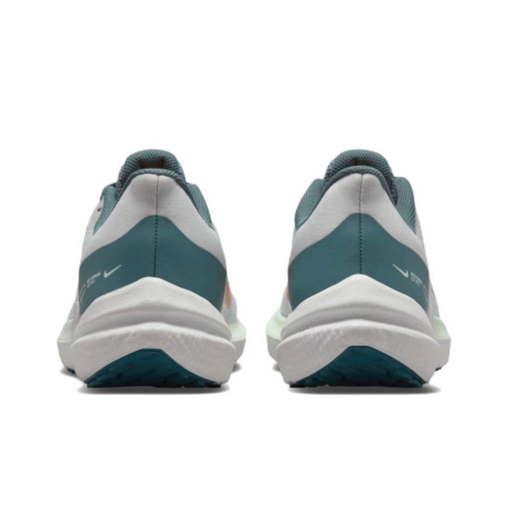Nike Air Winflo 9 Running Shoes DD6203-005 in Gray Blue - product image from the listing.