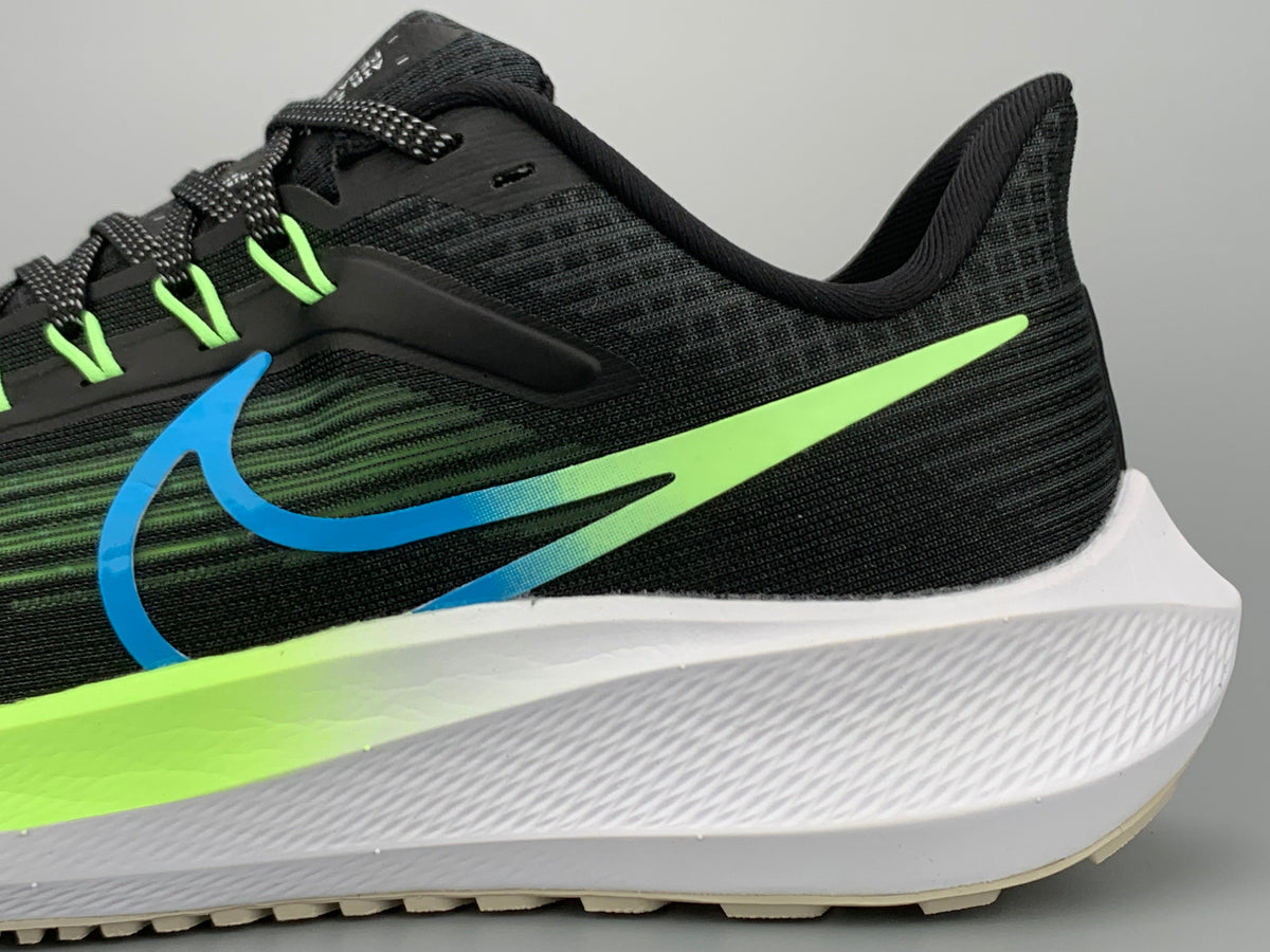 Nike Air Zoom Pegasus 39 Running Shoes in Black Green DO7435-900 - product image from the listing.