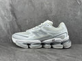 New Balance Gray Running-Style Trainers - product image from the listing.