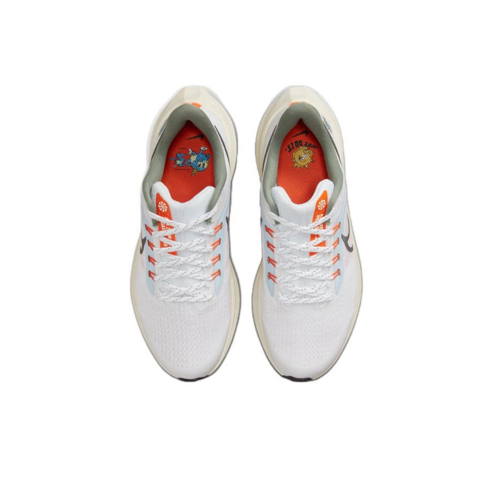 Nike Air Zoom Pegasus 39 Shoes for Running DX6050-101 - product image from the listing.