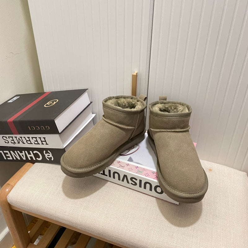 Women's MUS1 Shoes 35-40 Boot with box - product image from the listing.