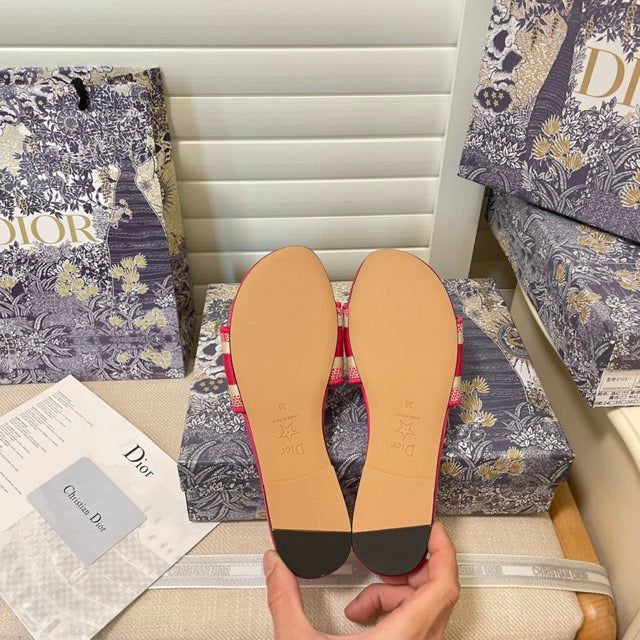 Women's MDS3 Slippers - product photo shown in the listing for this item.