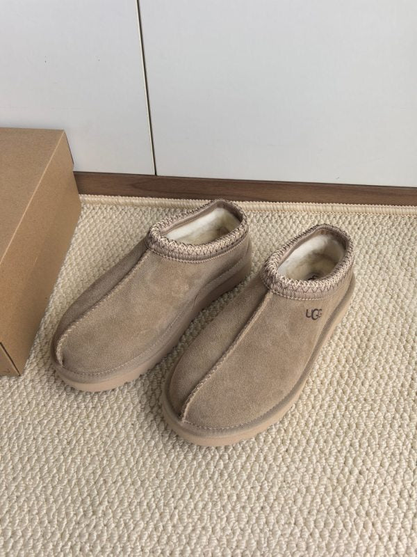 Women's BUS16 Wool Shoes 35-41 with Box - product image from the listing.