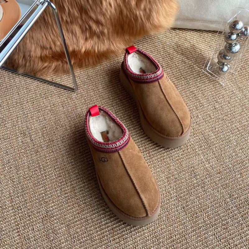 Women's BUS10 Wool Shoes 35-40 with box - product image from the listing.