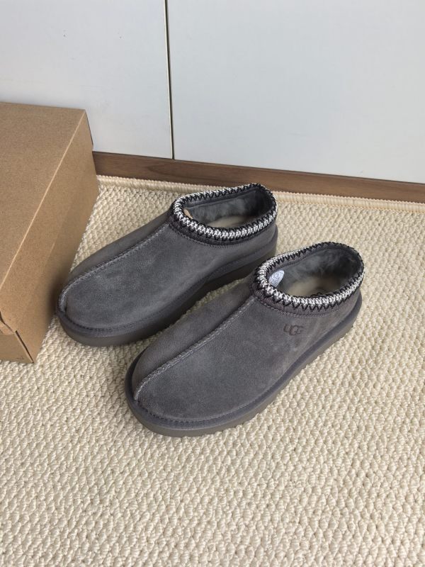 Women's BUS16 Wool Shoes 35-41 with Box - product image from the listing.