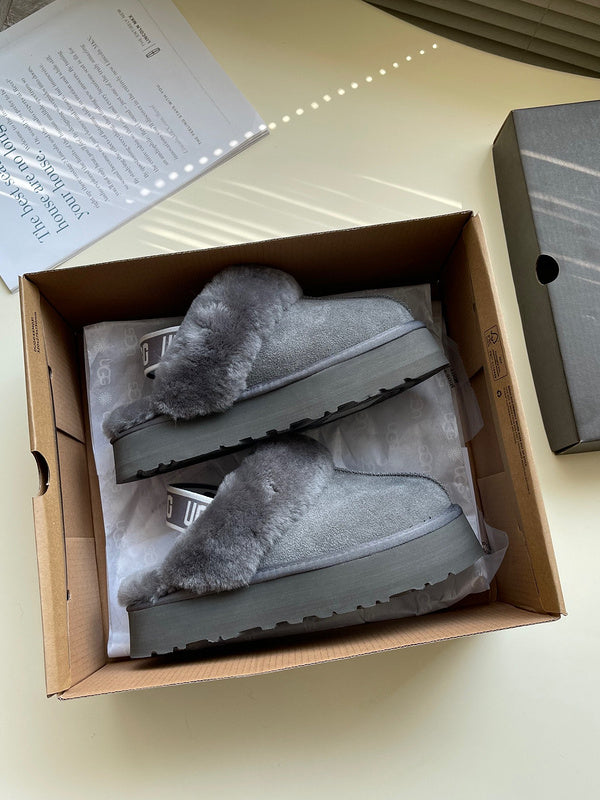 Women's BUS39 Shoes 35-40 Boot with box - product image from the listing.