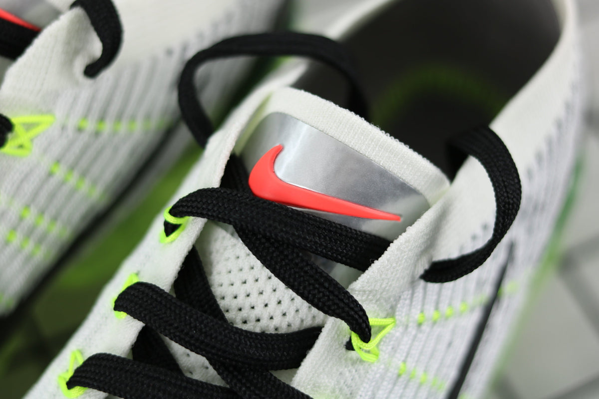 Nike Air VaporMax Flyknit 3 AJ6900-100 Trainers - product image from the listing.